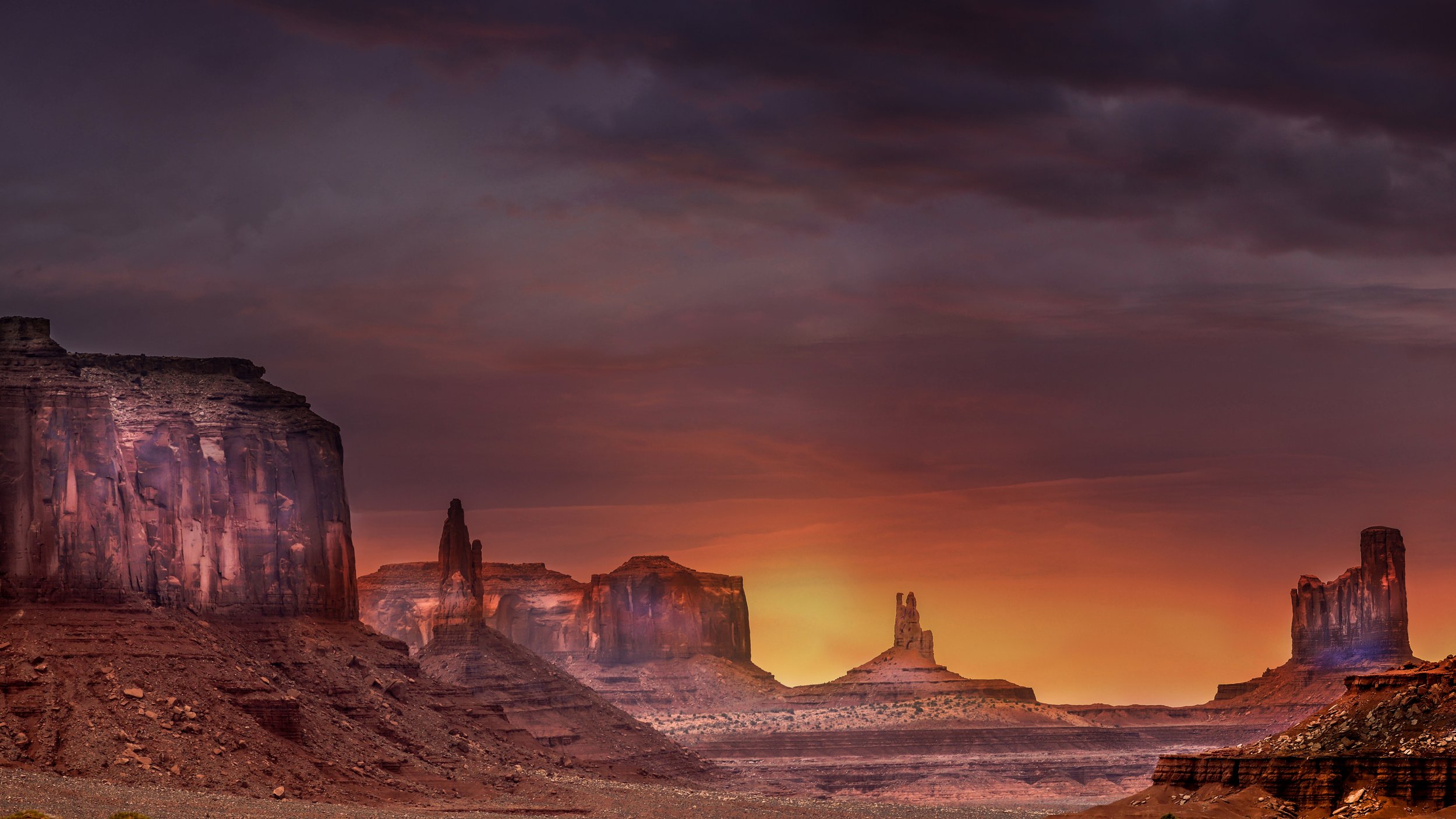Monument Valley2 by Lar's Photos