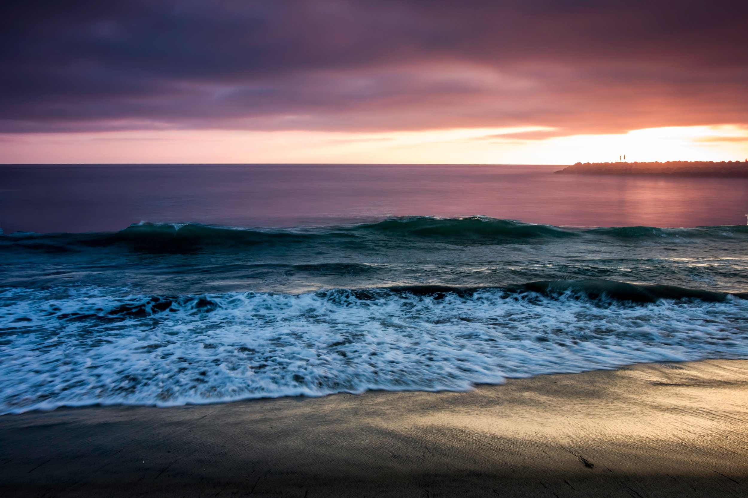 Ca. Carlsbad Wave  by Lar's Photos
